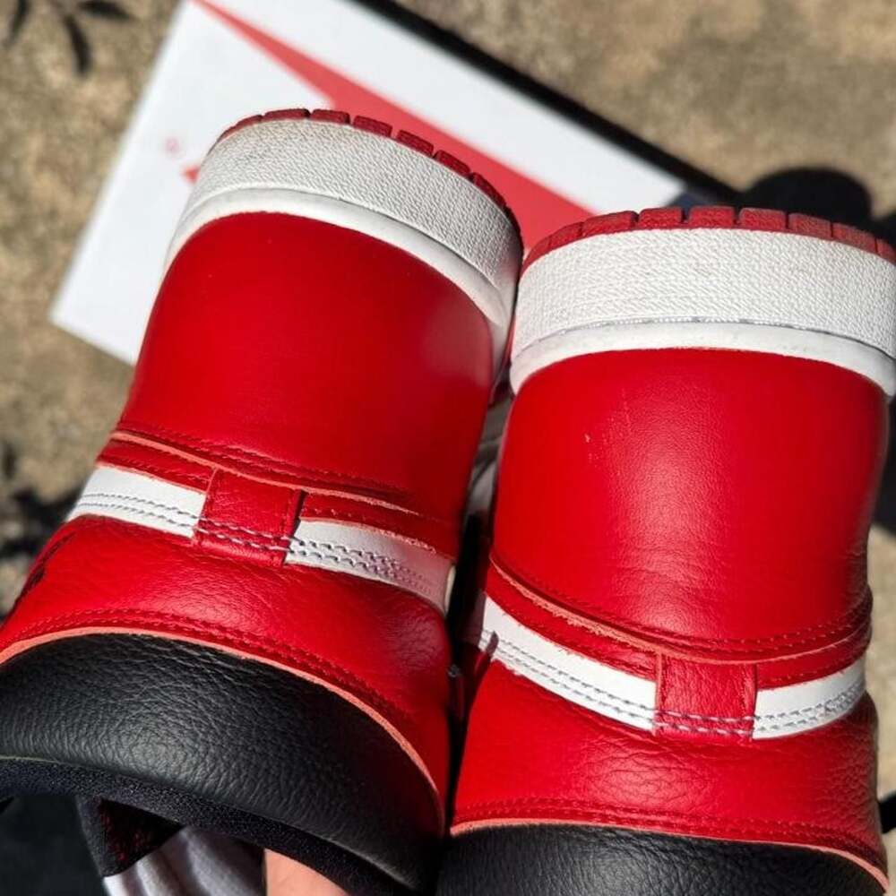 Nike Air Jordan 1 Retro High OG Heritage US 11 - Picture 3 of 8